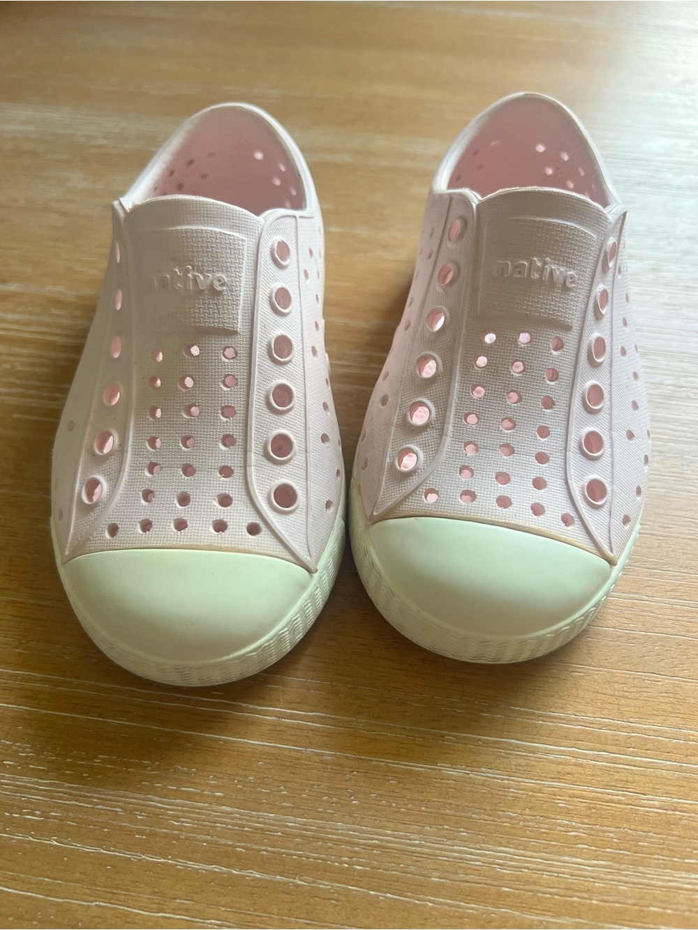 Native Kids Slip-On Water Shoes in Pale Pink with Cream Toecap
